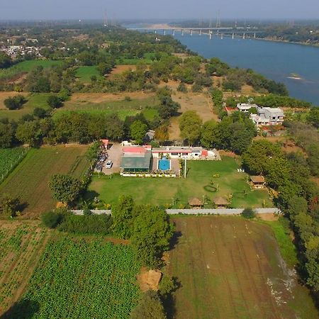 Krishna Farm Vasad Exterior foto